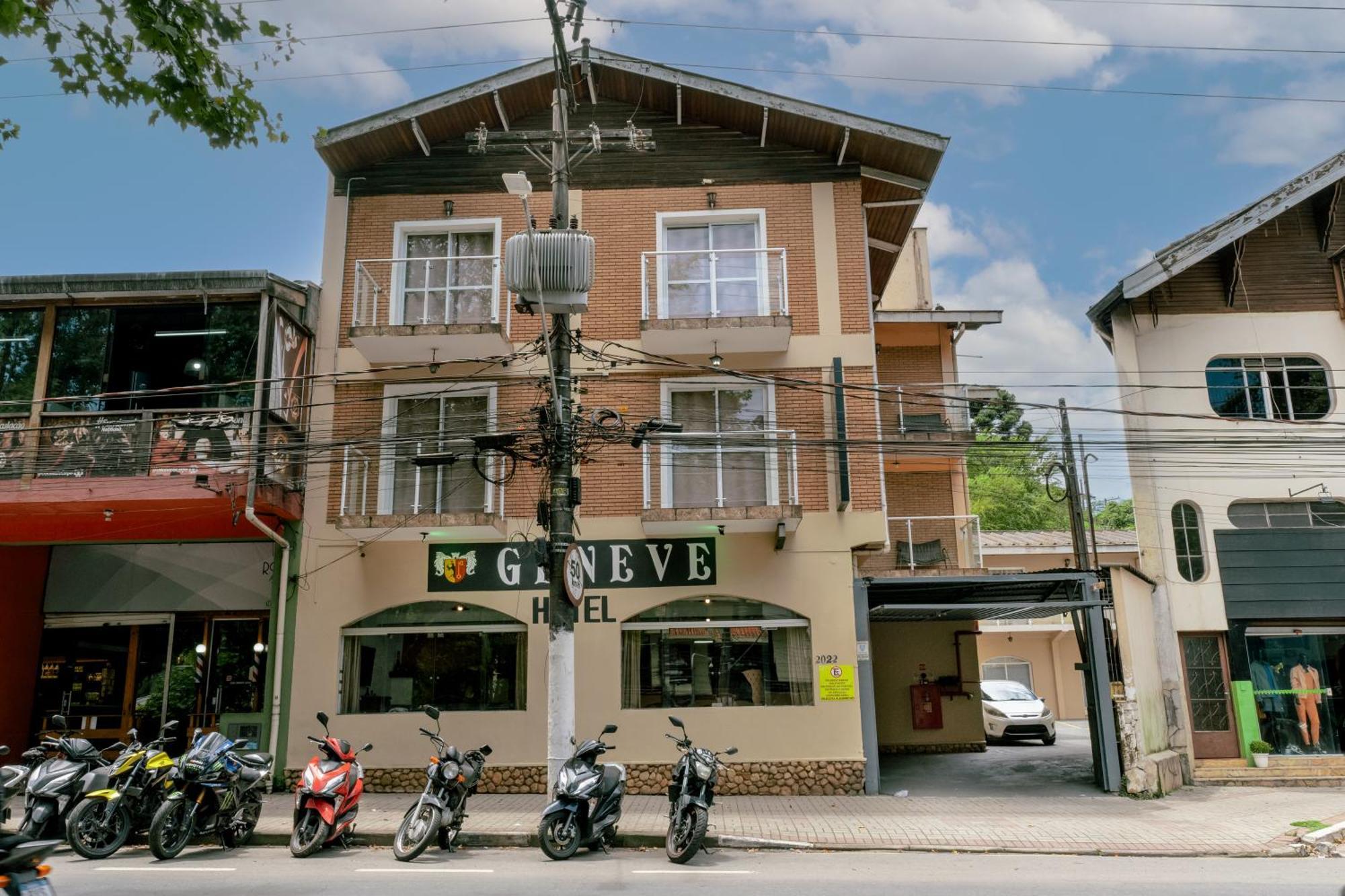 Hotel Geneve - 2Km Do Capivari Campos do Jordão المظهر الخارجي الصورة